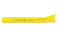 Auto giallo di colore che avvolge manicotto intrecciato spaccatura per i cavi elettrici